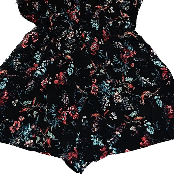 Haute Monde Junior ruffle sleeve romper size small floral, print NWT - Picture 4 of 7